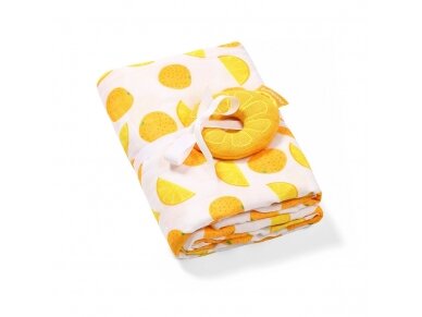 Bamboo muslin swaddle + rattle 536/03